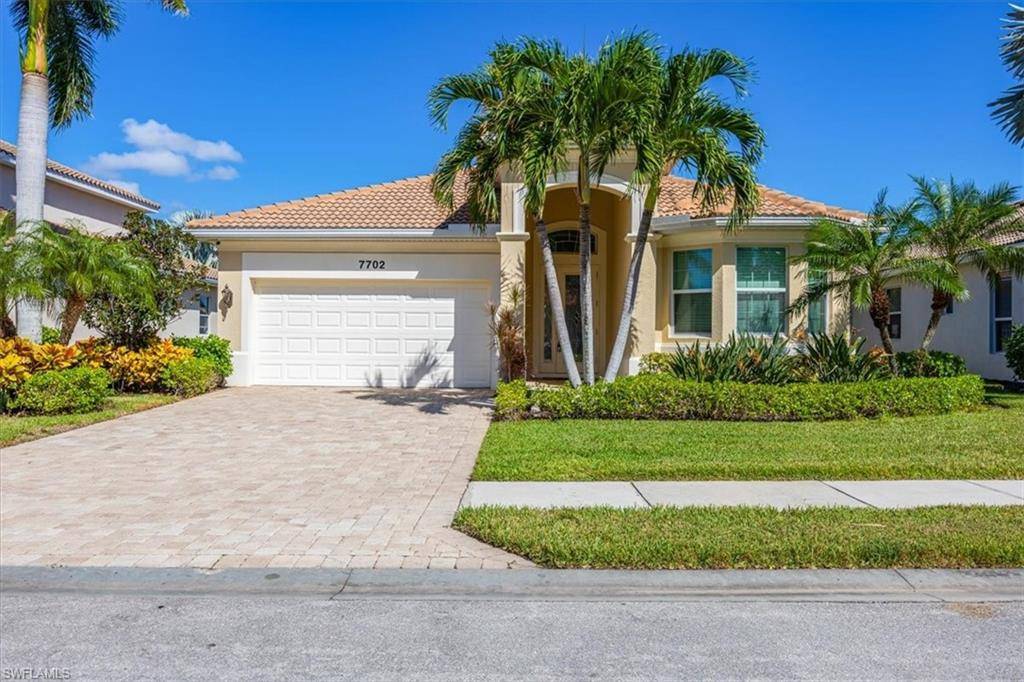 Naples, FL 34112,7702 Martino CIR