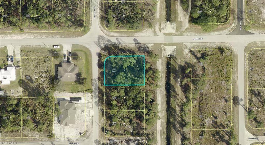 Lehigh Acres, FL 33974,801 Pinecastle DR