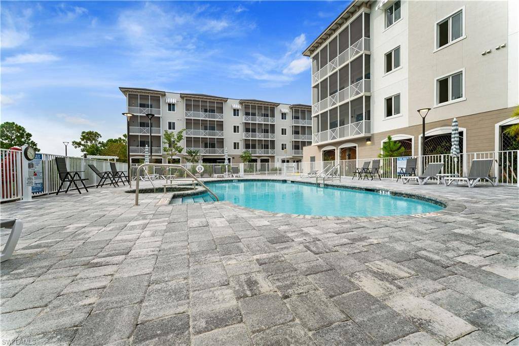 Bonita Springs, FL 34135,26600 Rosewood Pointe DR #B-202