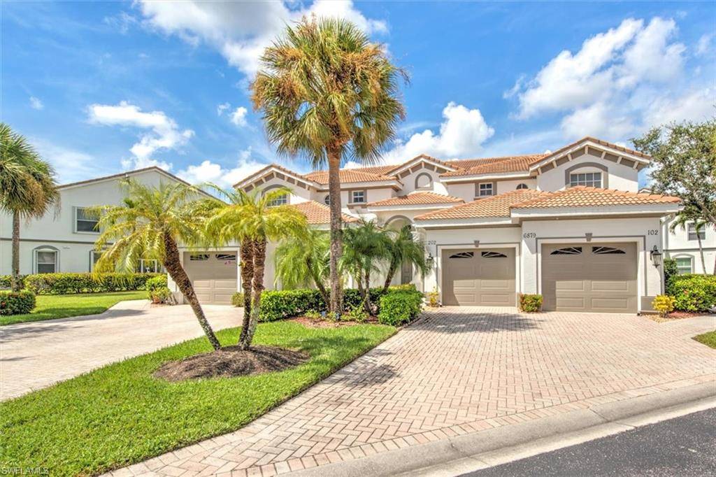 Naples, FL 34104,6879 Sterling Greens CT #201