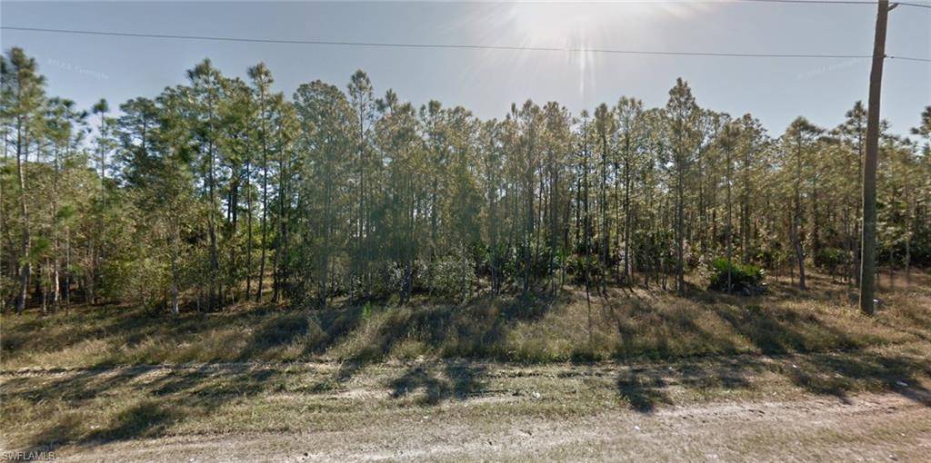 Lehigh Acres, FL 33972,303 Woodburn DR