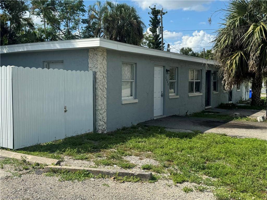 Fort Myers, FL 33916,2032-2036-2040 Wright ST