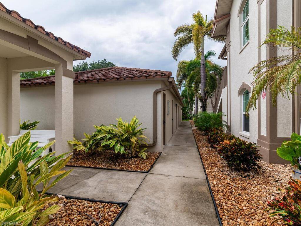 Naples, FL 34114,242 Newport DR #509