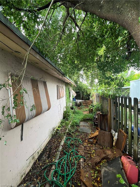 Lauderdale Lakes, FL 33311,3521 NW 25th ST