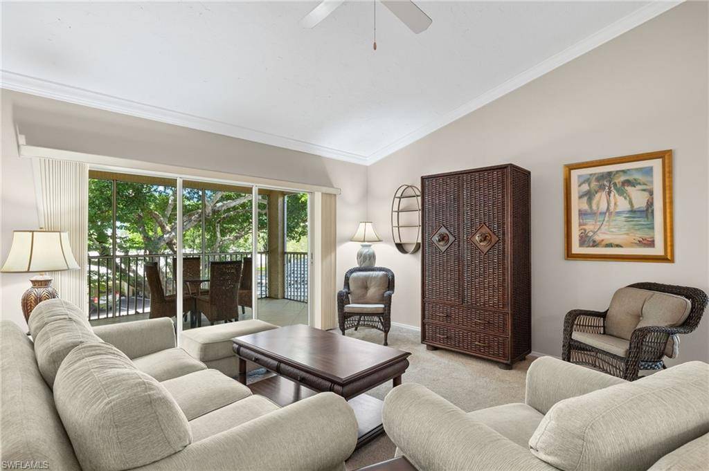 Naples, FL 34108,5817 Glencove DR #405