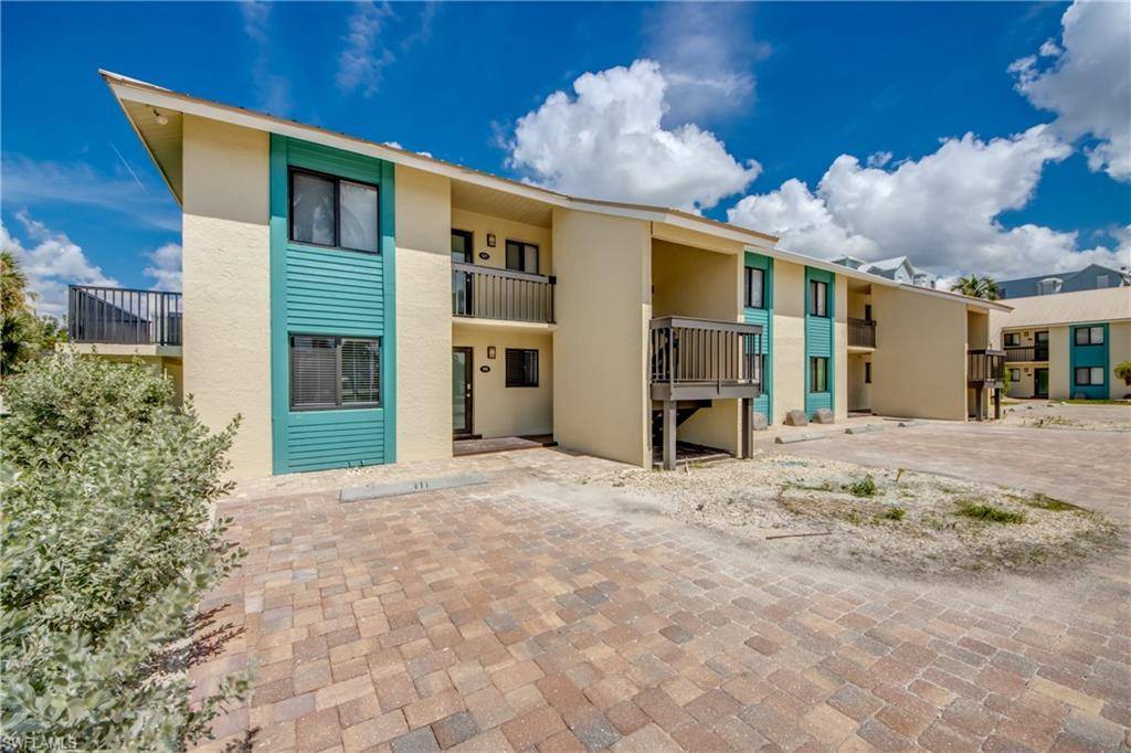 Fort Myers Beach, FL 33931,22796 Island Pines WAY #111