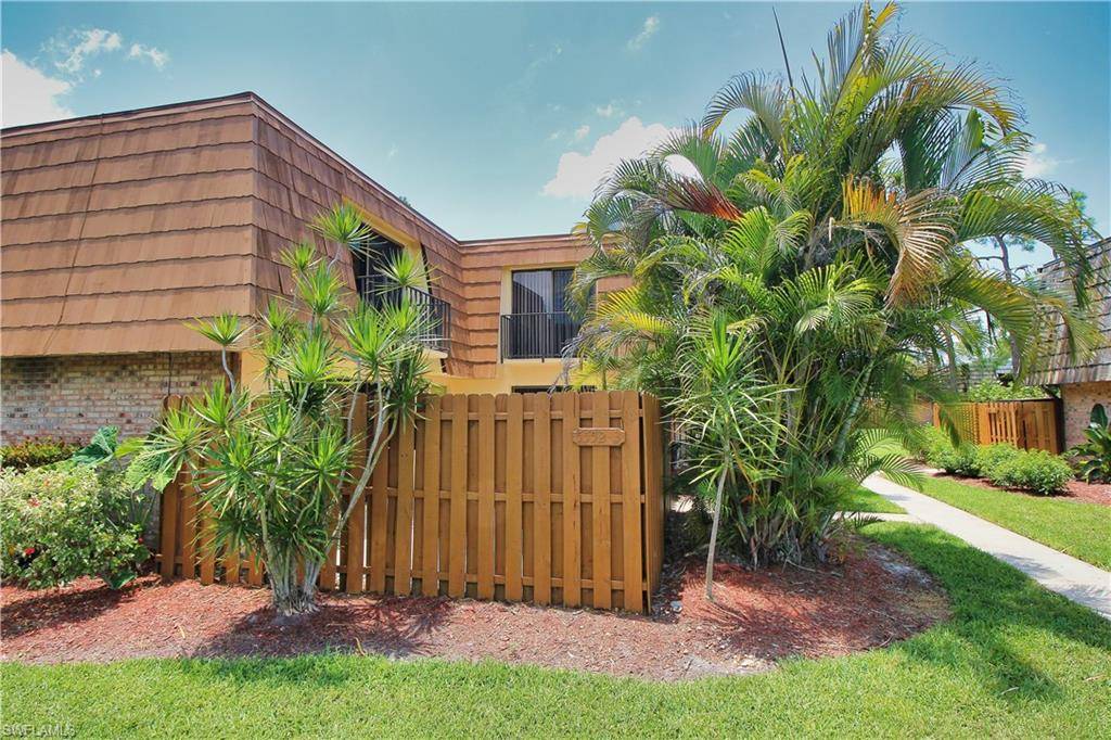 Fort Myers, FL 33907,5552 Malt DR #3