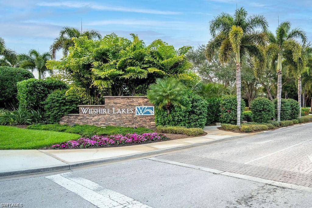 Naples, FL 34109,3765 Fieldstone BLVD #1302