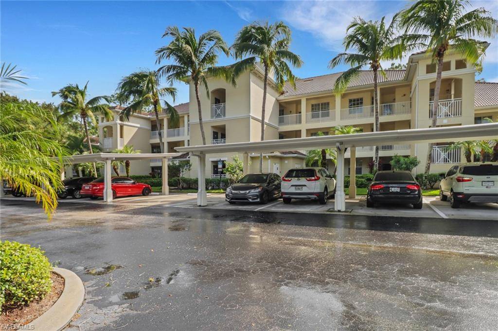 Naples, FL 34119,1882 Tarpon Bay DR S #2-205