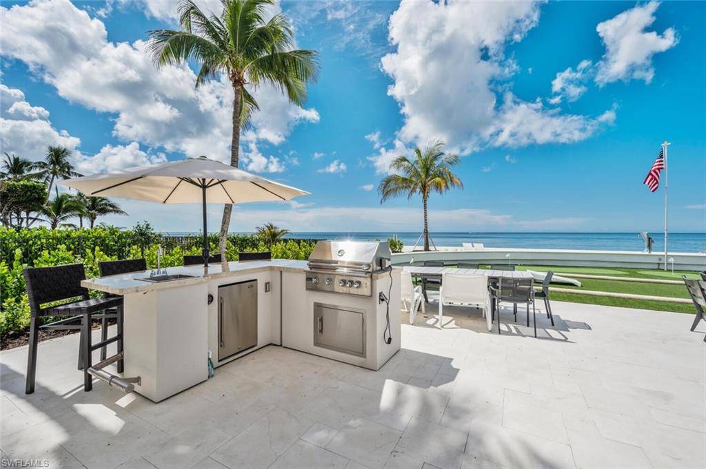 Naples, FL 34108,10341 Gulf Shore DR