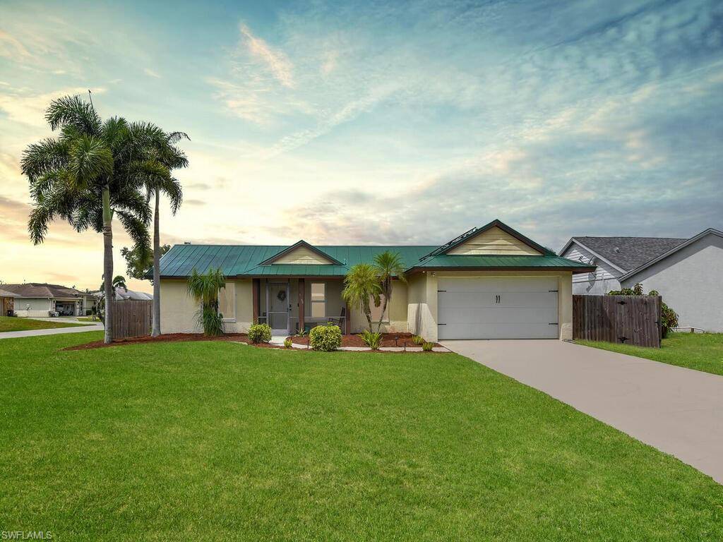 North Fort Myers, FL 33917,16259 Willow Stream LN