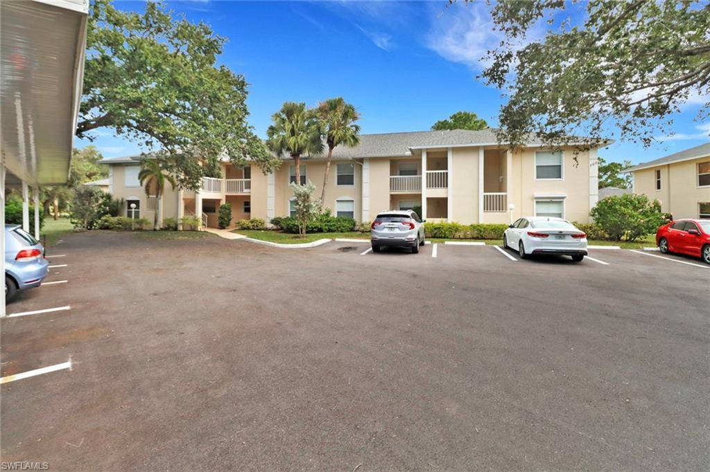 Naples, FL 34104,700 Landover CIR #104