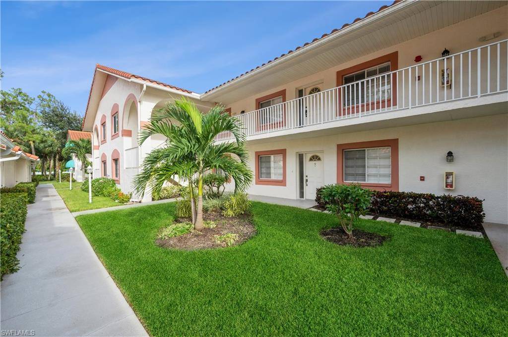 Naples, FL 34104,550 Gabriel CIR #3109