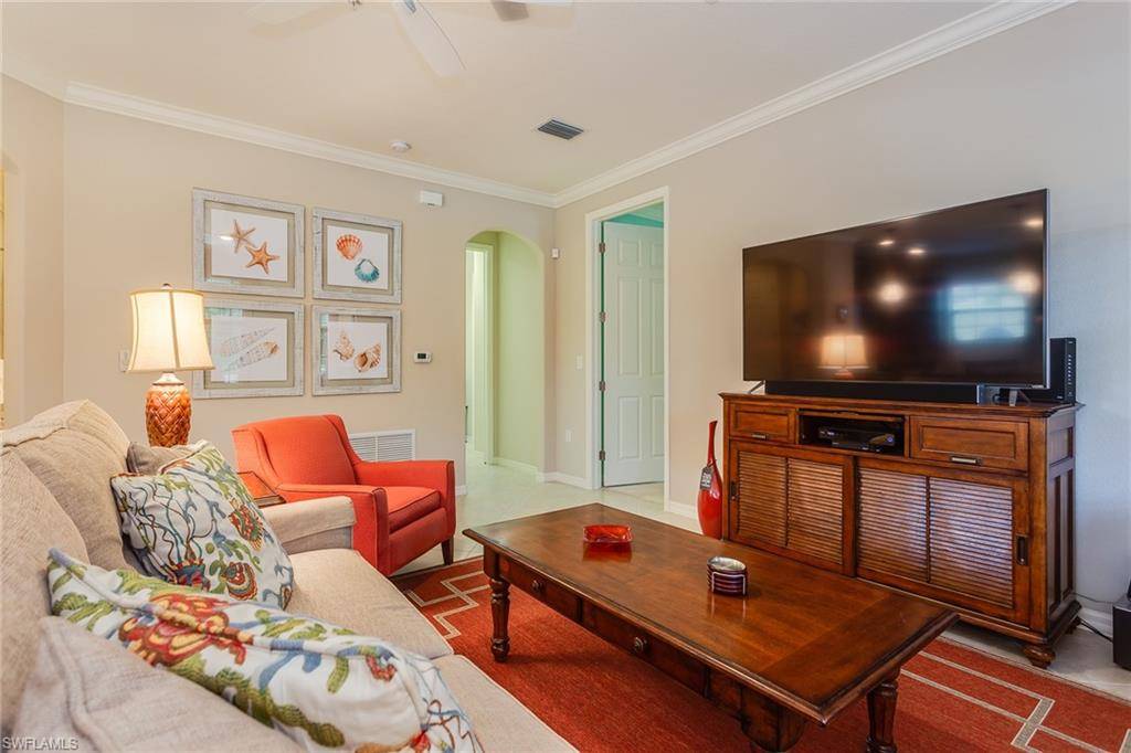 Naples, FL 34113,9082 Capistrano ST N #48-5