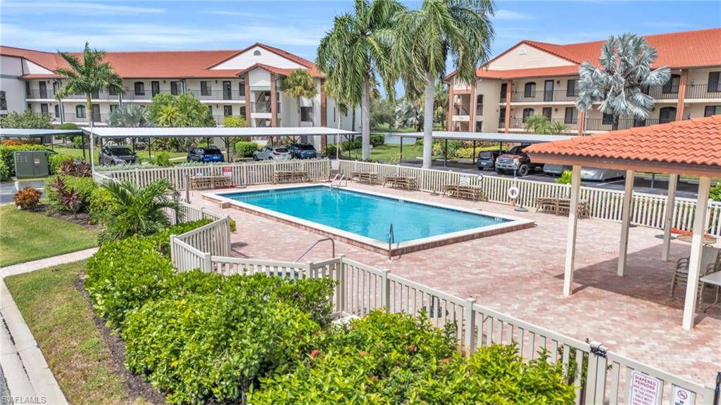 Naples, FL 34104,7280 Coventry CT #505