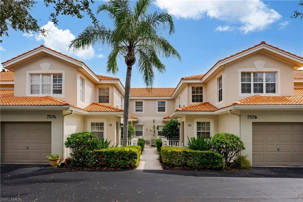 Naples, FL 34109,7576 Oleander Gate DR #102