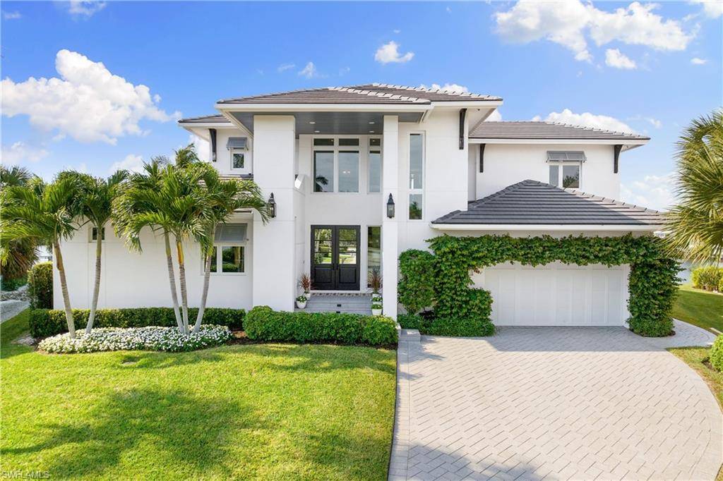 Naples, FL 34108,414 Palm CT