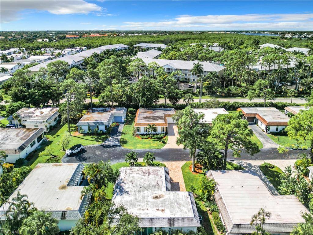 Naples, FL 34112,375 CARNABY CT #54