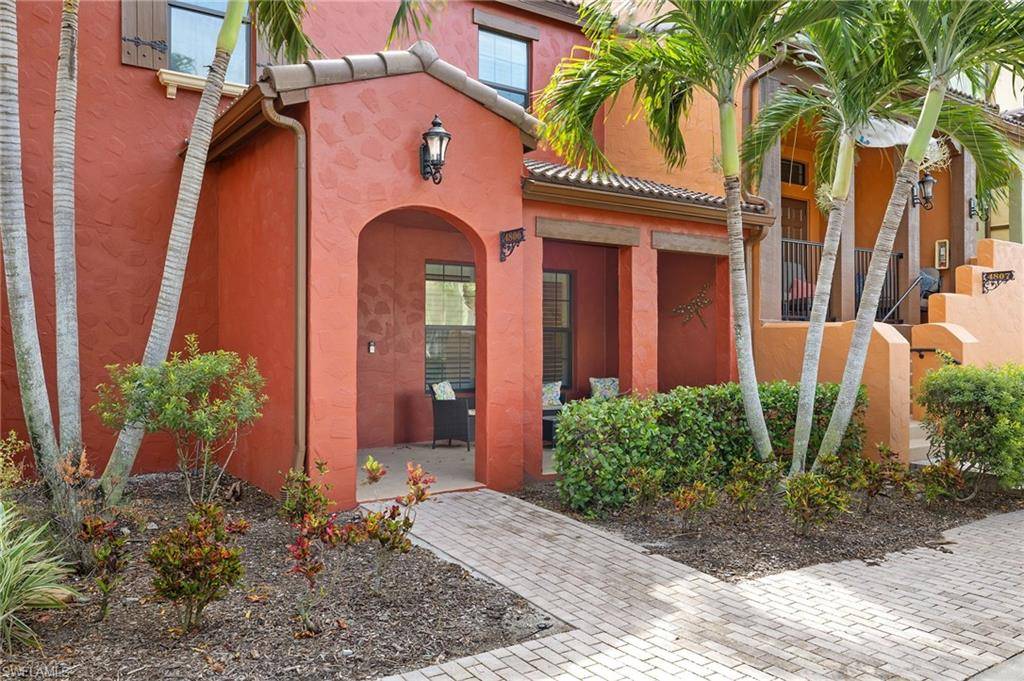 Naples, FL 34113,9082 Capistrano ST N #48-6