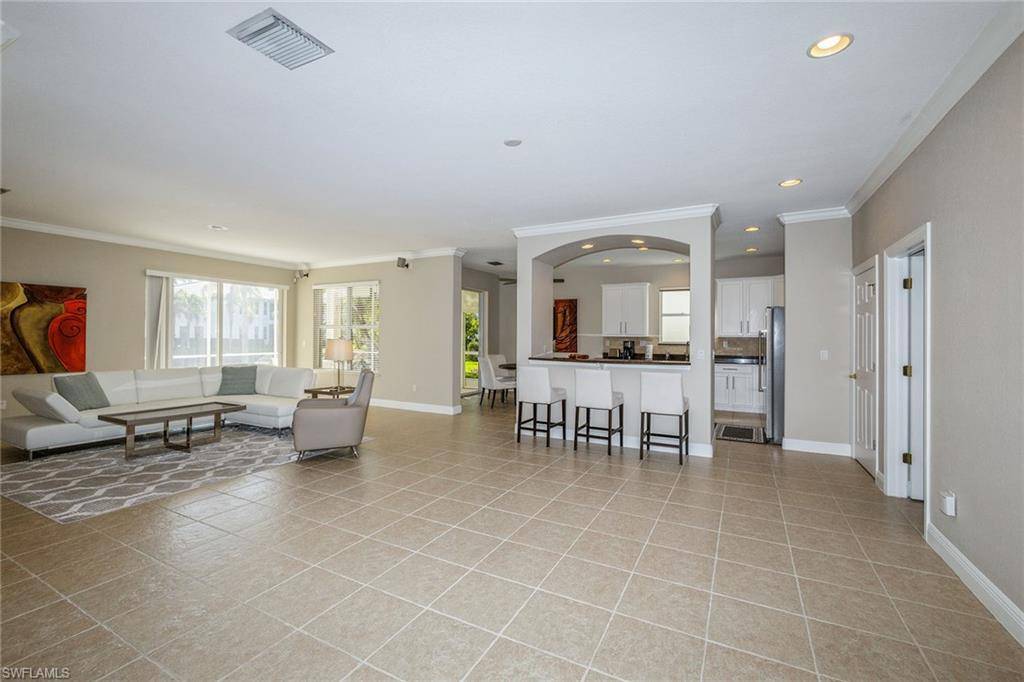 Bonita Springs, FL 34135,28648 San Lucas LN #102