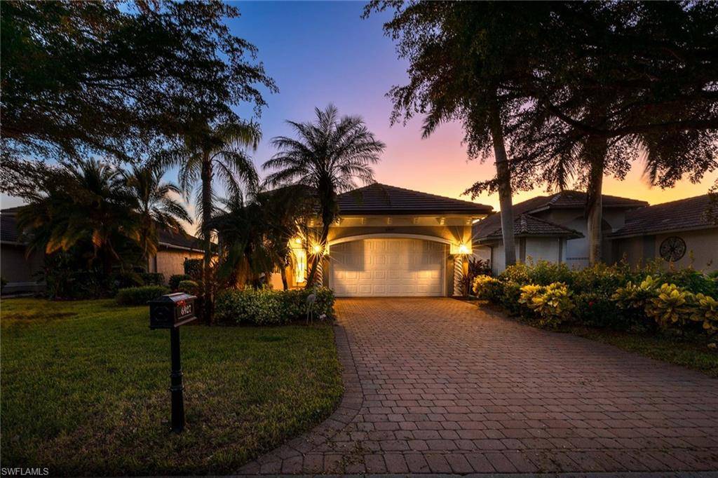 Naples, FL 34113,6927 Mauna Loa LN