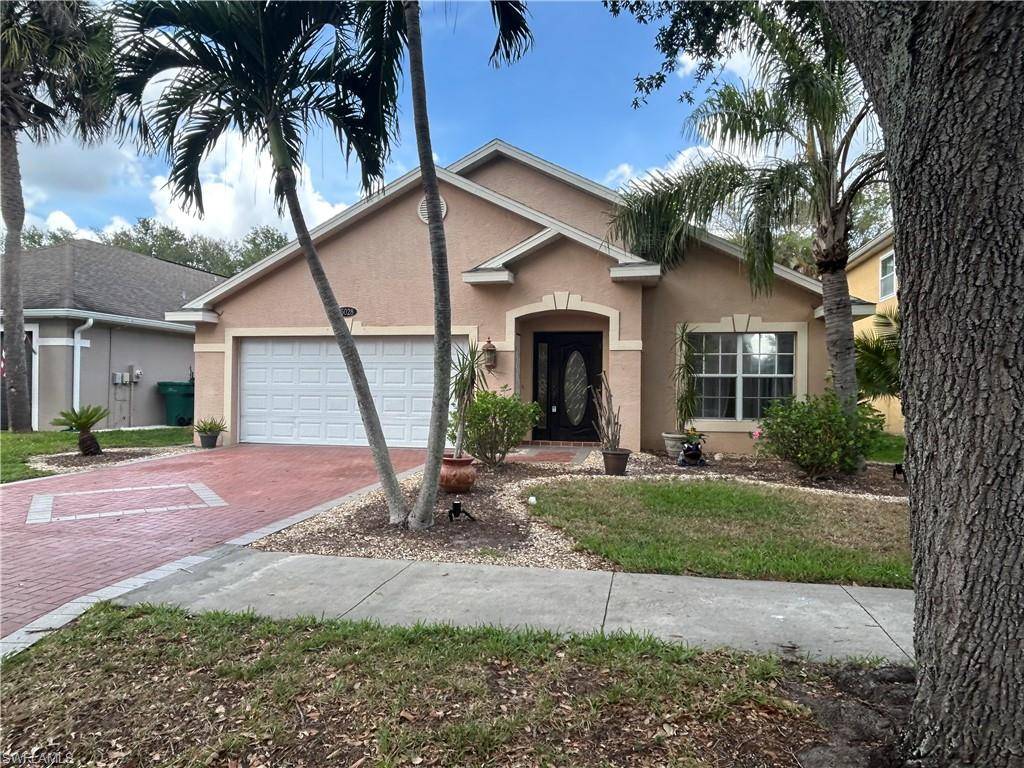 Naples, FL 34119,15028 Savannah DR