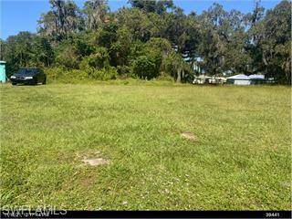 Labelle, FL 33935,4009 Cascade LN