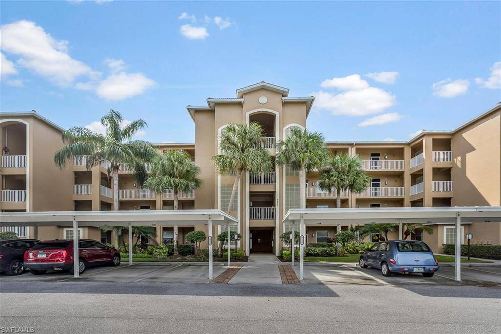 Naples, FL 34112,3820 Sawgrass WAY #3045