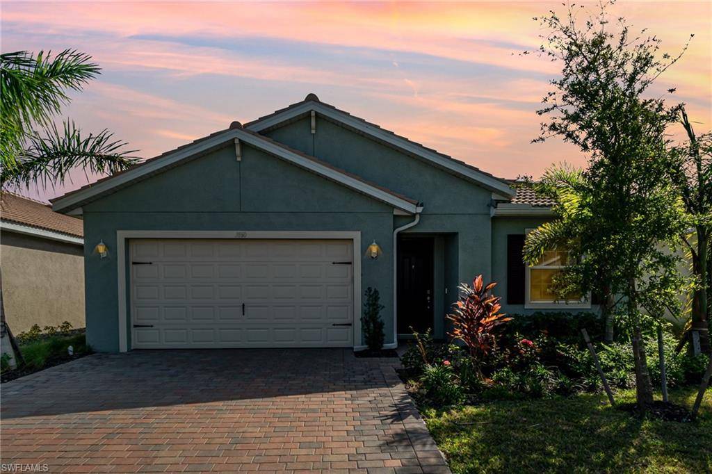 North Fort Myers, FL 33917,3860 Crosswater DR