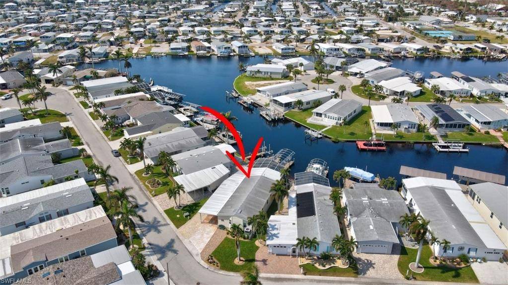 Fort Myers Beach, FL 33931,17630 Canal Cove CT