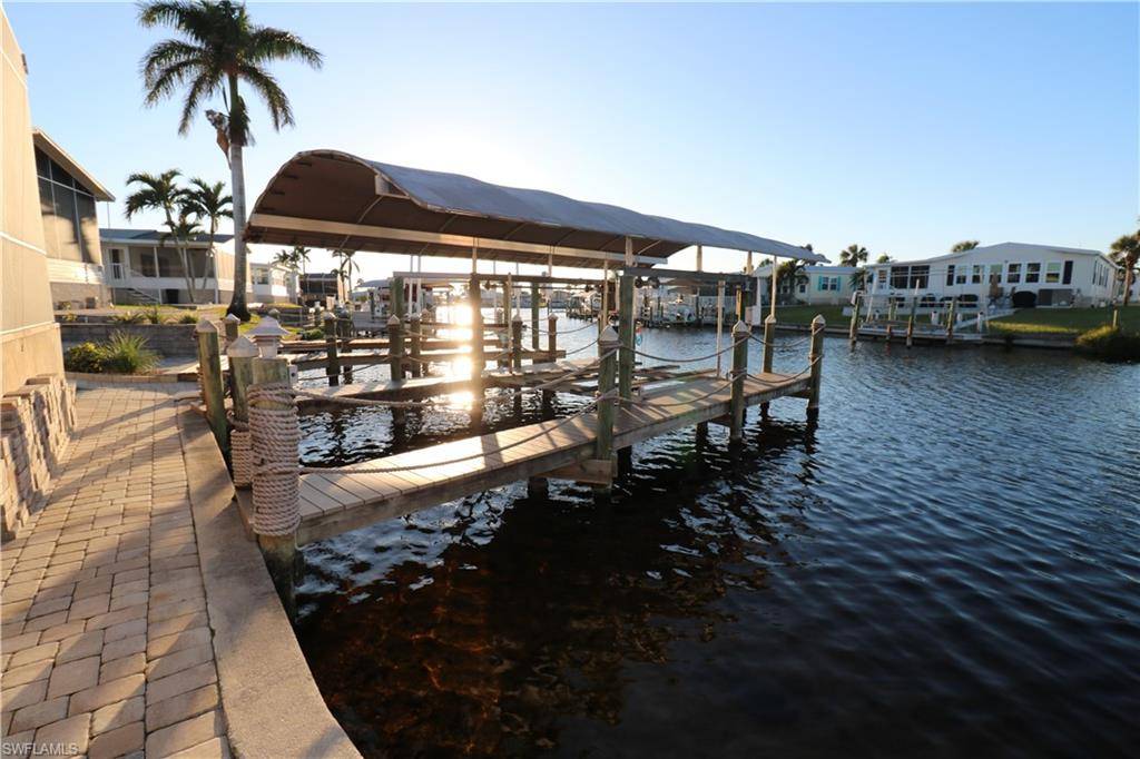 Fort Myers Beach, FL 33931,17630 Canal Cove CT