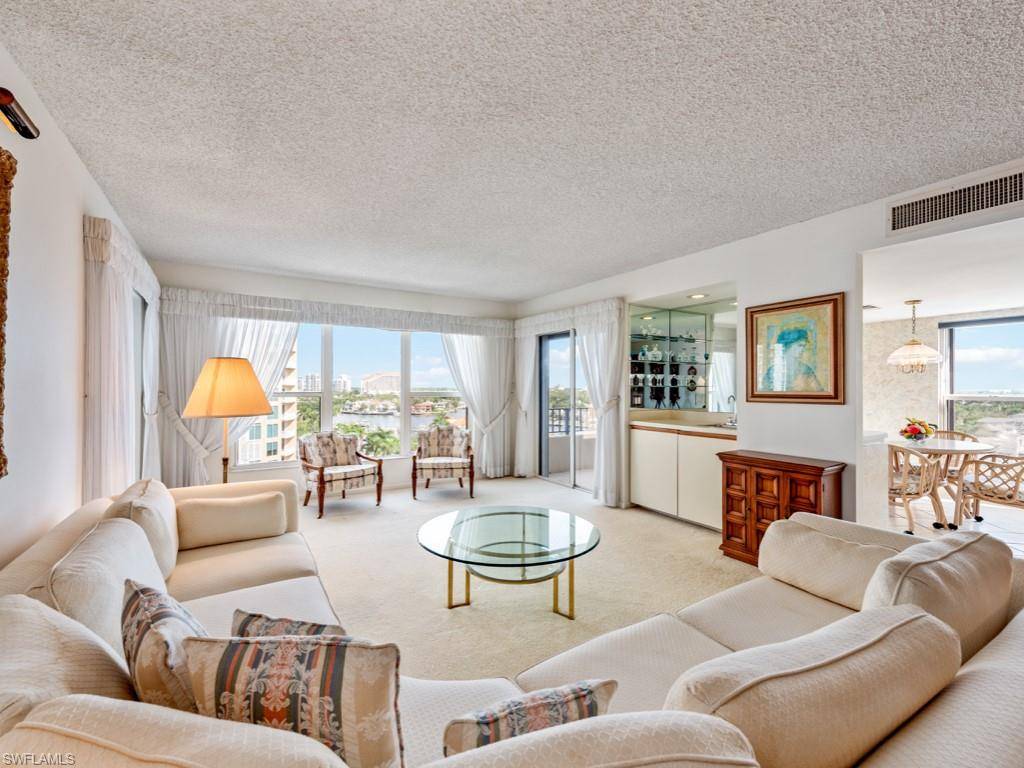 Naples, FL 34103,4451 Gulf Shore BLVD N #1005