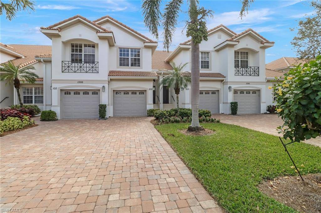 Naples, FL 34109,1595 Winding Oaks WAY #202