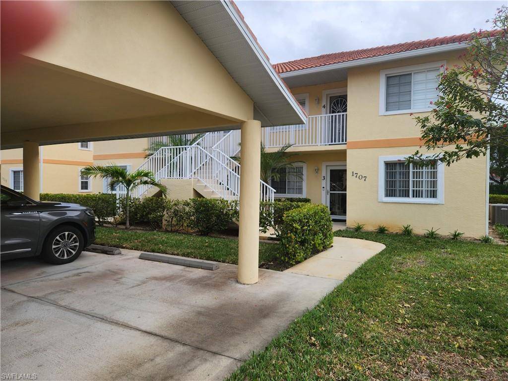 Naples, FL 34112,1707 Reuven CIR #2203