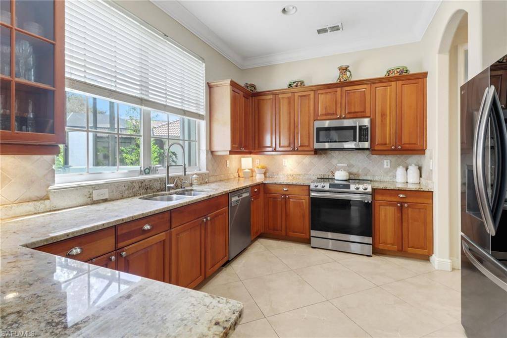 Naples, FL 34119,14880 Indigo Lakes DR