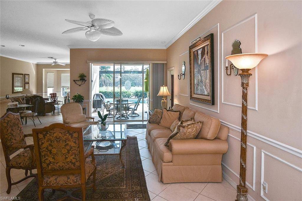 Naples, FL 34112,3676 BUTTONWOOD WAY