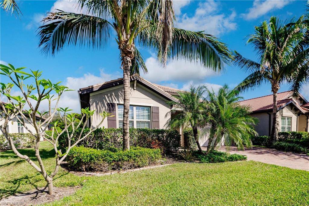 Naples, FL 34110,16419 Barclay CT