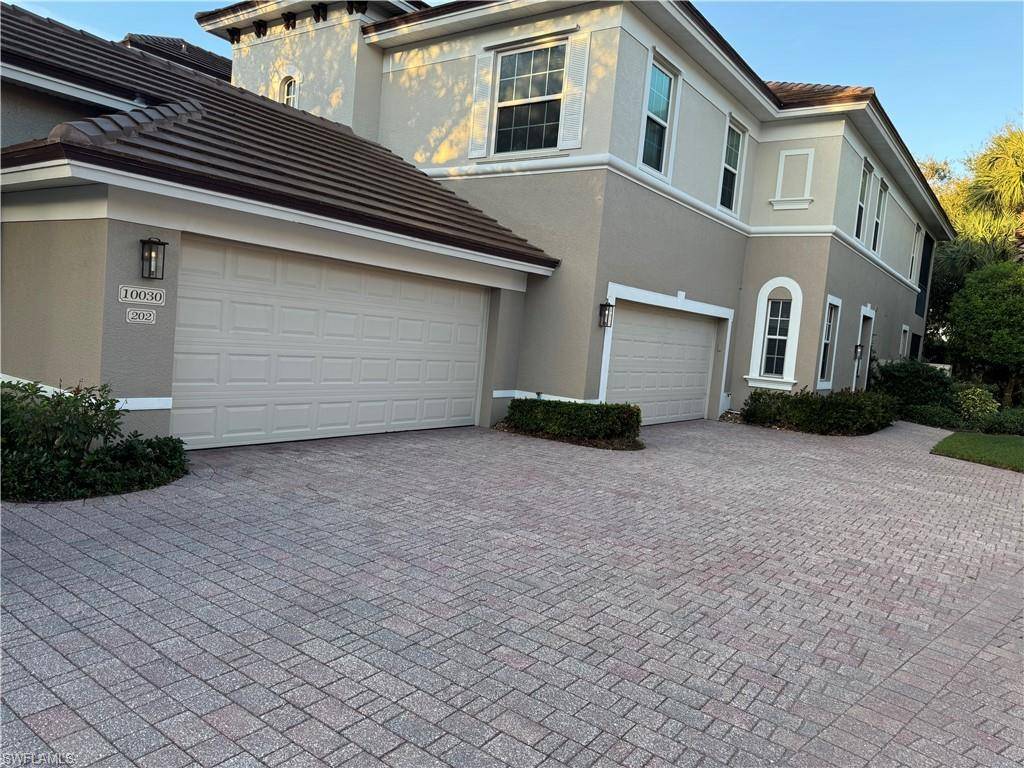 Miromar Lakes, FL 33913,10030 Valiant CT #102