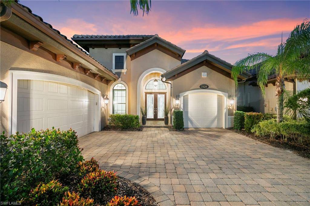 Naples, FL 34119,7529 Lantana CIR