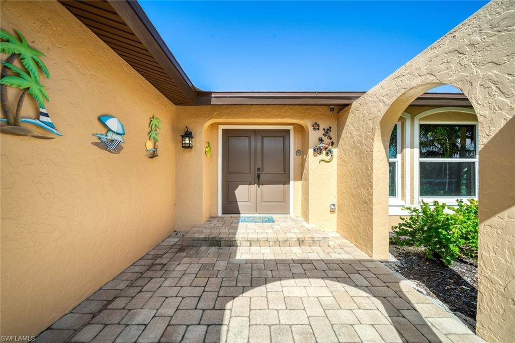 Sanibel, FL 33957,9475 Beverly LN