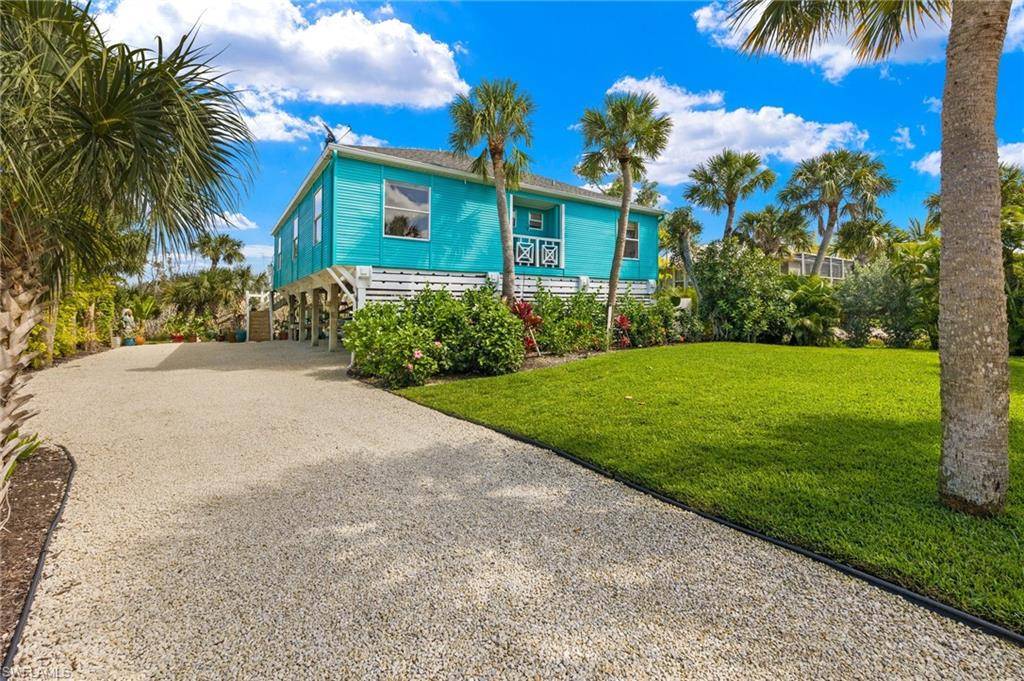 Sanibel, FL 33957,838-840 Rabbit RD