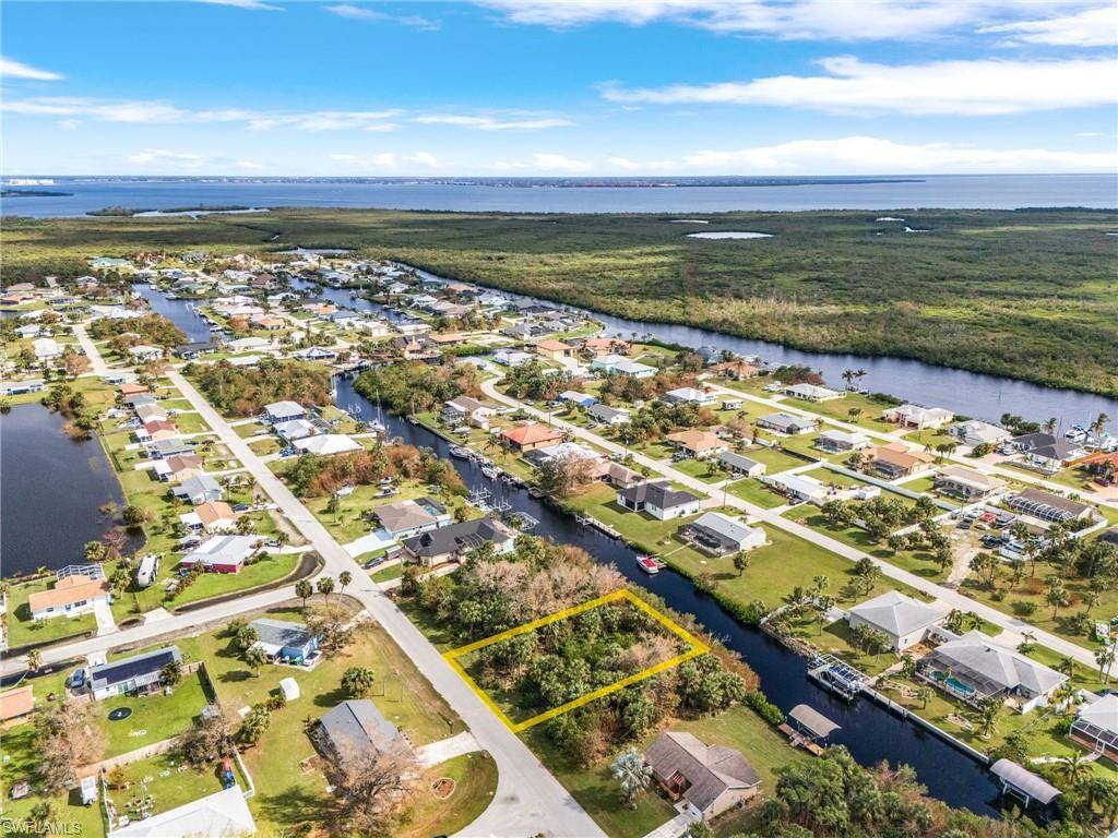 Port Charlotte, FL 33948,18786 Ashcroft CIR