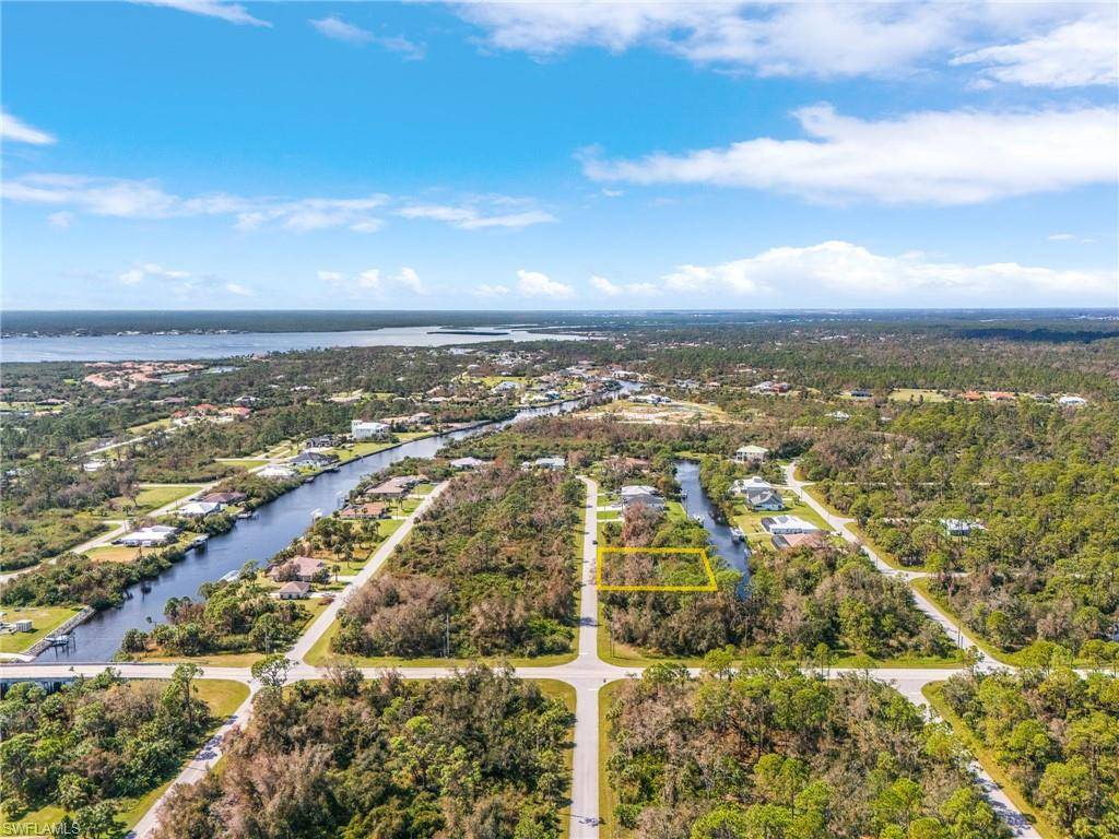 Port Charlotte, FL 33953,13301 Palau CIR