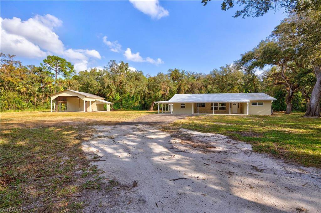 Labelle, FL 33935,2360 Old N River RD