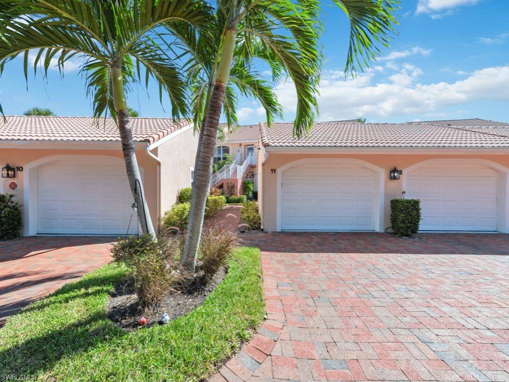 Naples, FL 34112,2036 Cascades DR #5211