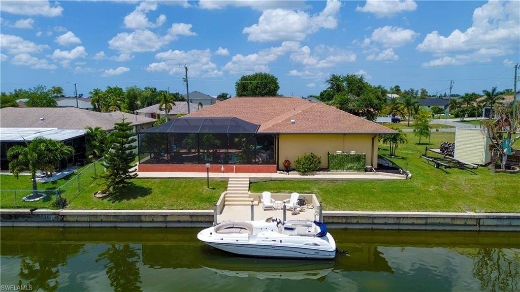 Cape Coral, FL 33990,25 SE 12th CT