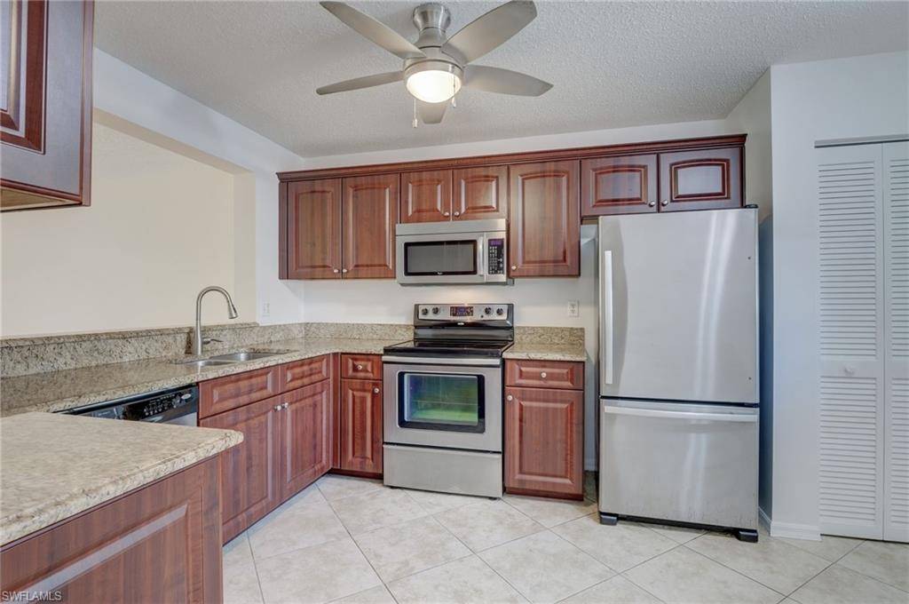 Naples, FL 34104,733 Landover CT #103