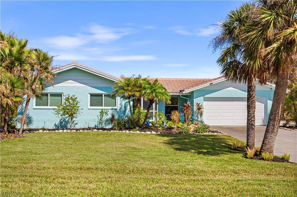 Sanibel, FL 33957,566 Boulder DR