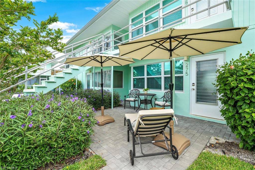 Naples, FL 34102,275 8th AVE S #275