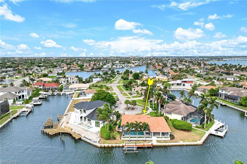 Marco Island, FL 34145,418 Tarpon CT